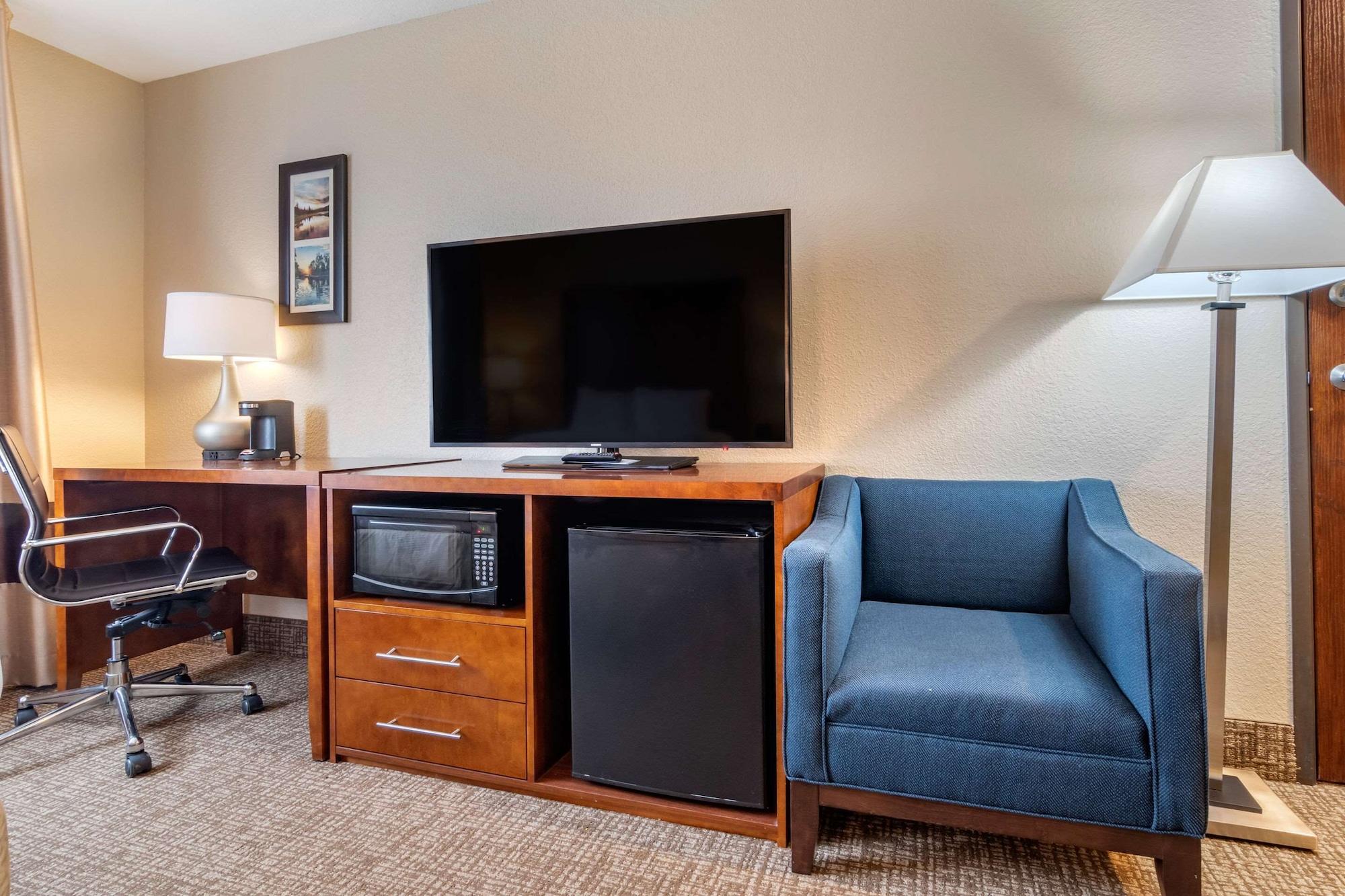 Comfort Inn & Suites South Hill I-85 Esterno foto