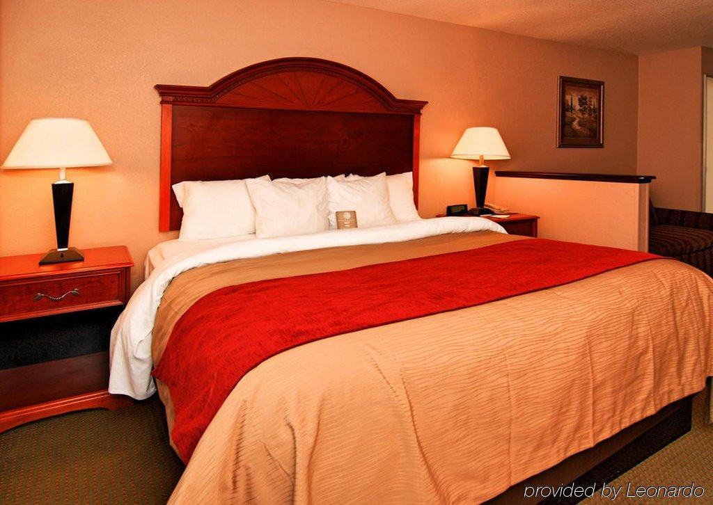 Comfort Inn & Suites South Hill I-85 Esterno foto