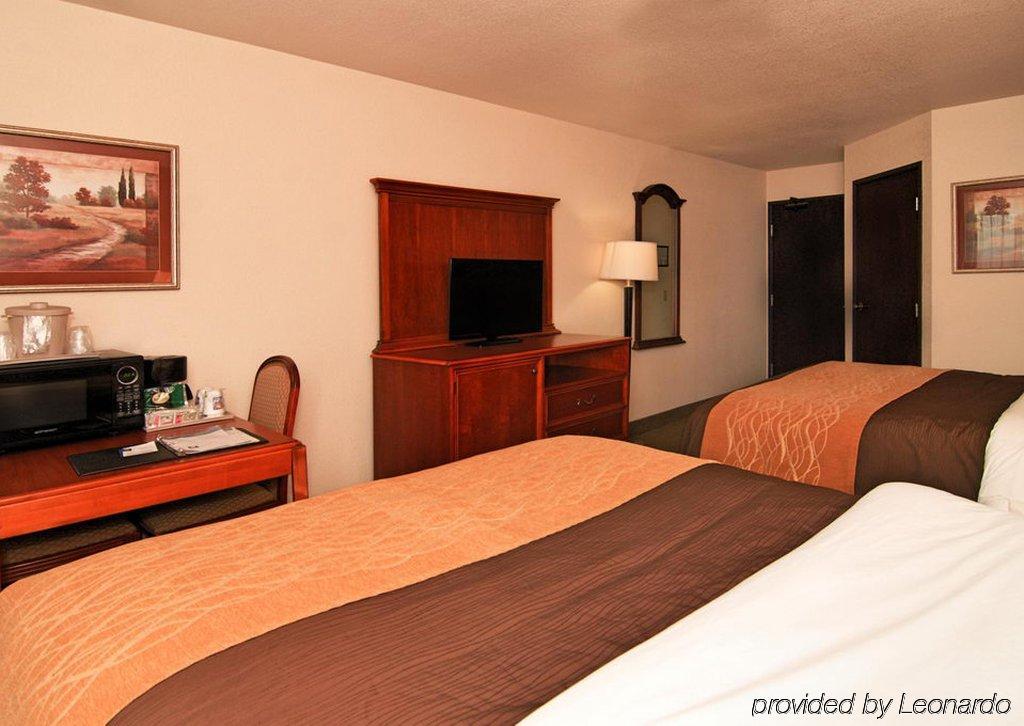 Comfort Inn & Suites South Hill I-85 Esterno foto