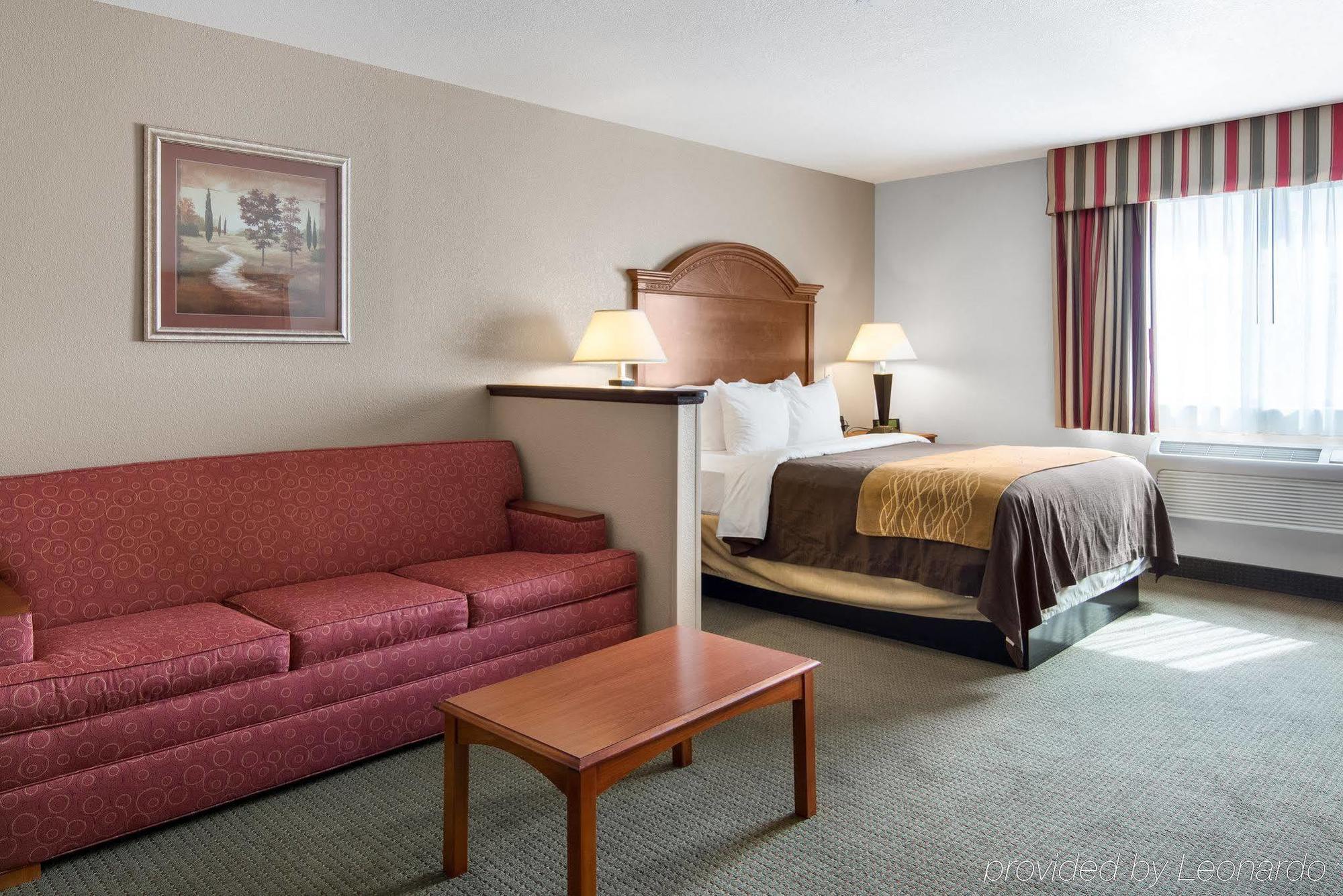 Comfort Inn & Suites South Hill I-85 Esterno foto
