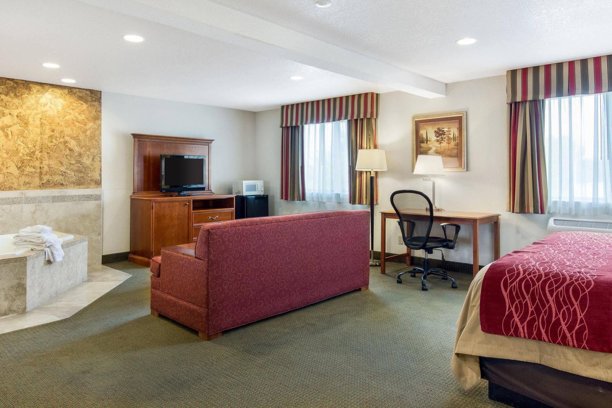 Comfort Inn & Suites South Hill I-85 Esterno foto