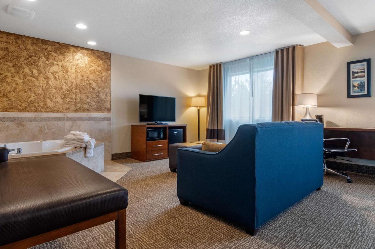 Comfort Inn & Suites South Hill I-85 Esterno foto